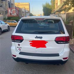 جیپ گراند شیرۆکی